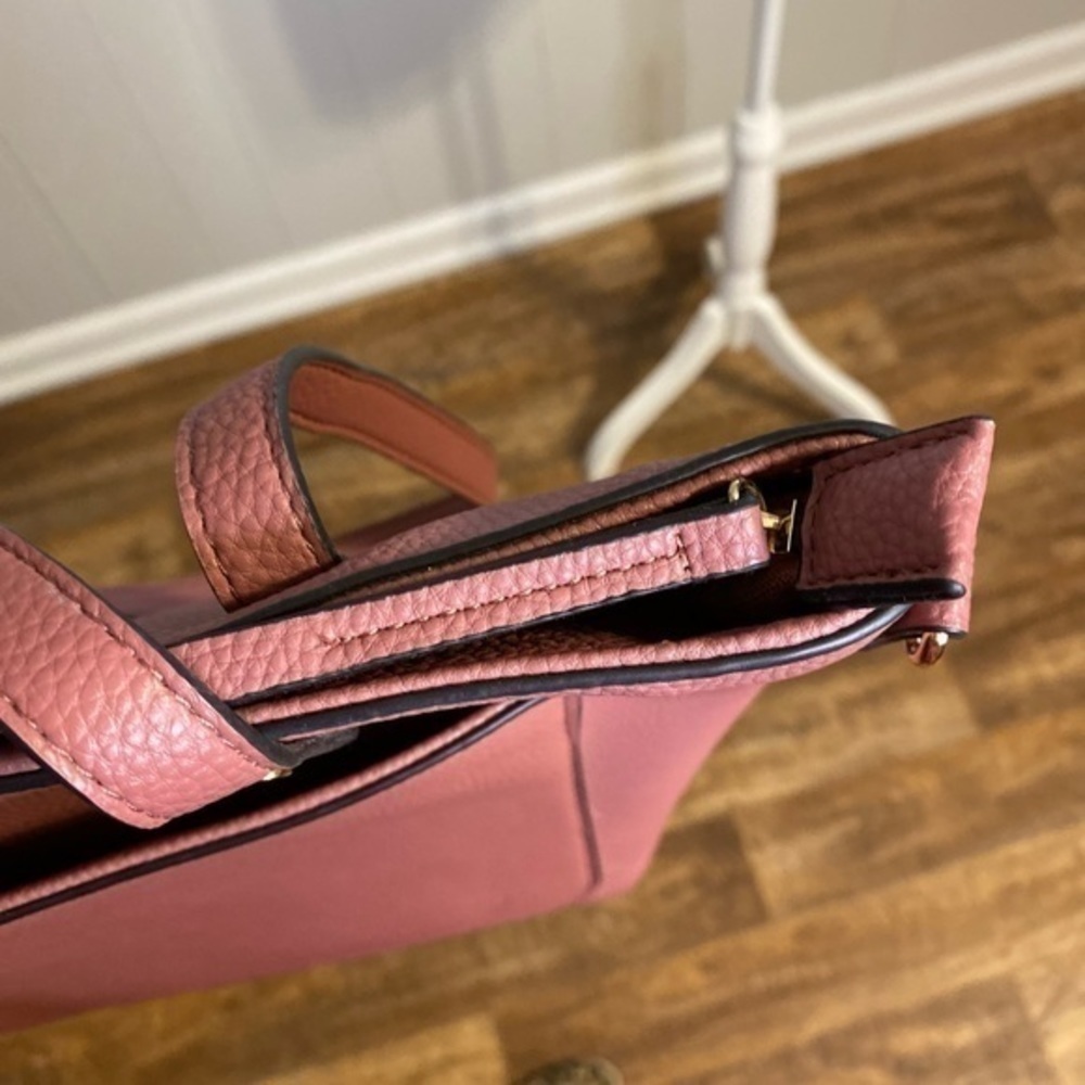 Seven Days Muave Tote - Picture 9 of 10